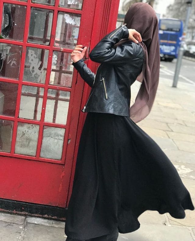 جاكيت الجلد